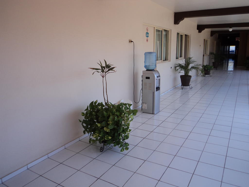 Hotel California Navojoa Exterior photo